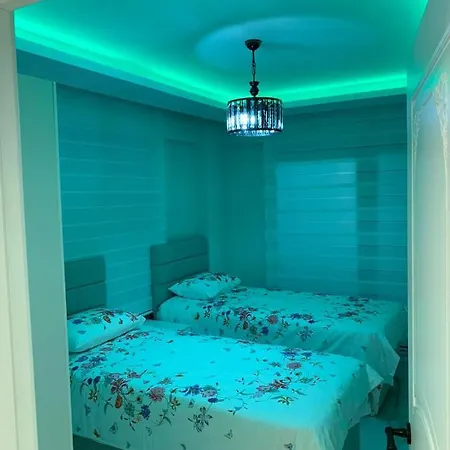 Vadi-isitmali Havuzlu-somineli-kis Bahceli-tamamen Mustakil Appartement *