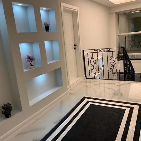 Vadi-isitmali Havuzlu-somineli-kis Bahceli-tamamen Mustakil Appartement