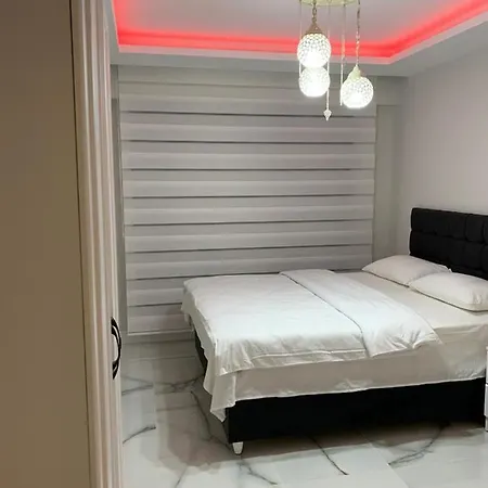 Vadi-isitmali Havuzlu-somineli-kis Bahceli-tamamen Mustakil Appartement