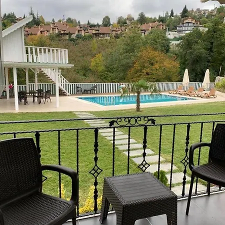 Vadi-isitmali Havuzlu-somineli-kis Bahceli-tamamen Mustakil Appartement