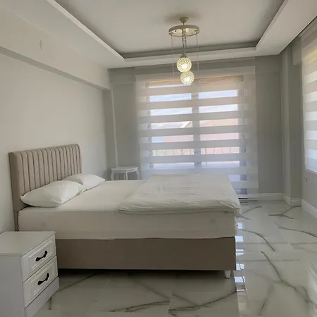 Appartement Vadi-isitmali Havuzlu-somineli-kis Bahceli-tamamen Mustakil Sapanca
